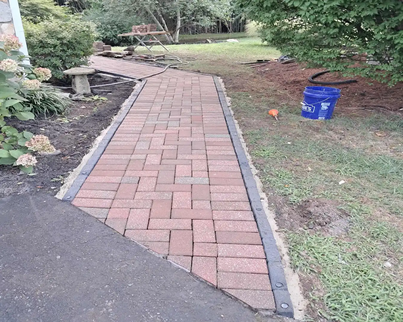 outdoor garden red road 3